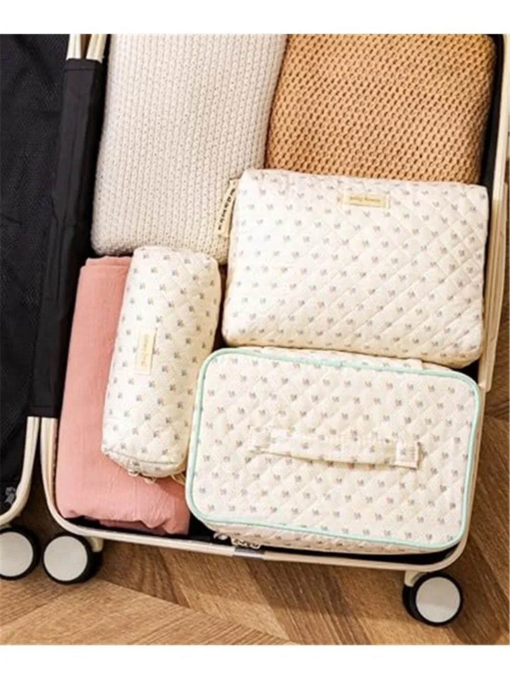 Quilted Makeup Bag 3Pcs Cotton Large Travel Makeup Bags Organizer